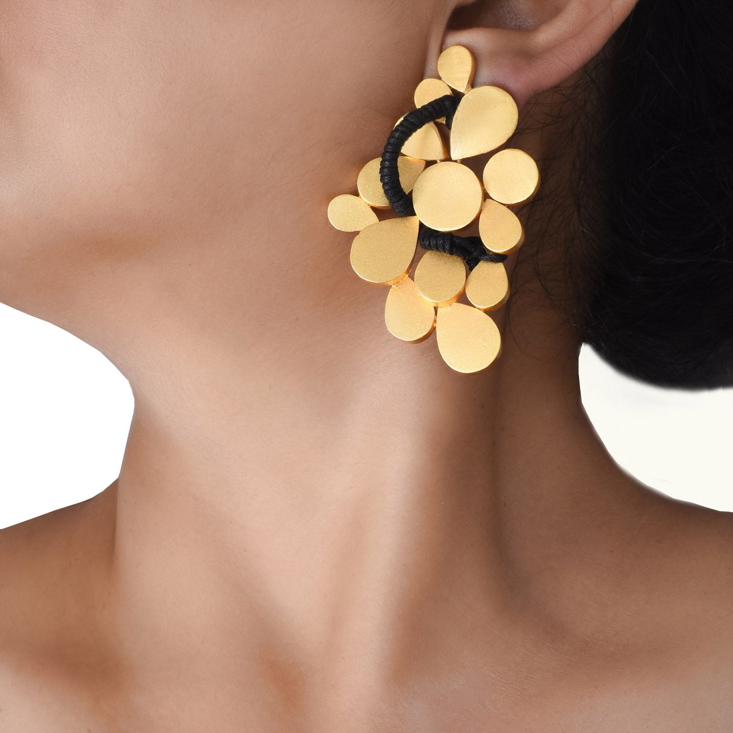 gold earrings design	