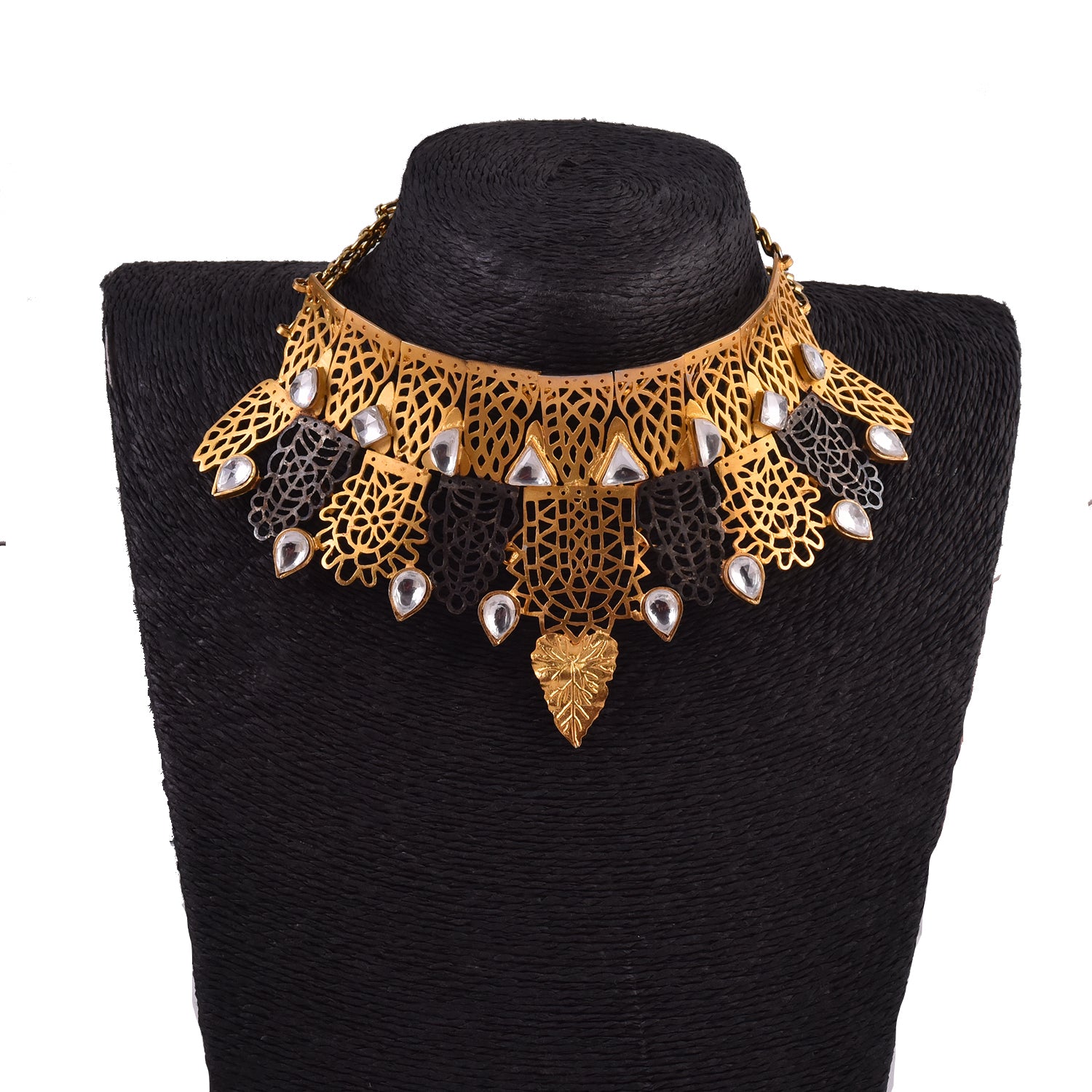 Vogue Neckpiece